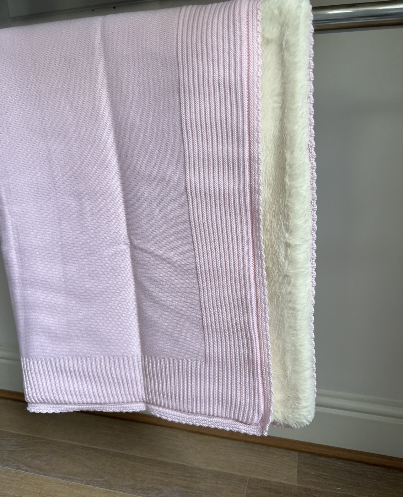 Granlei Pink & Cream Fur Blanket